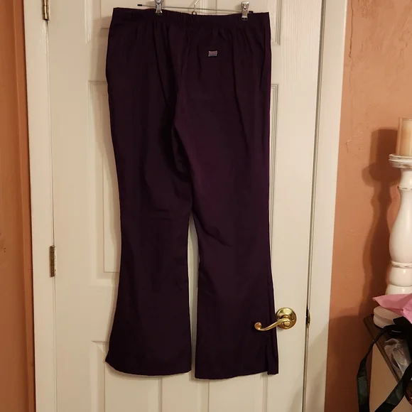 Cherokee workwear flare scrub pants - Picture 2 of 4